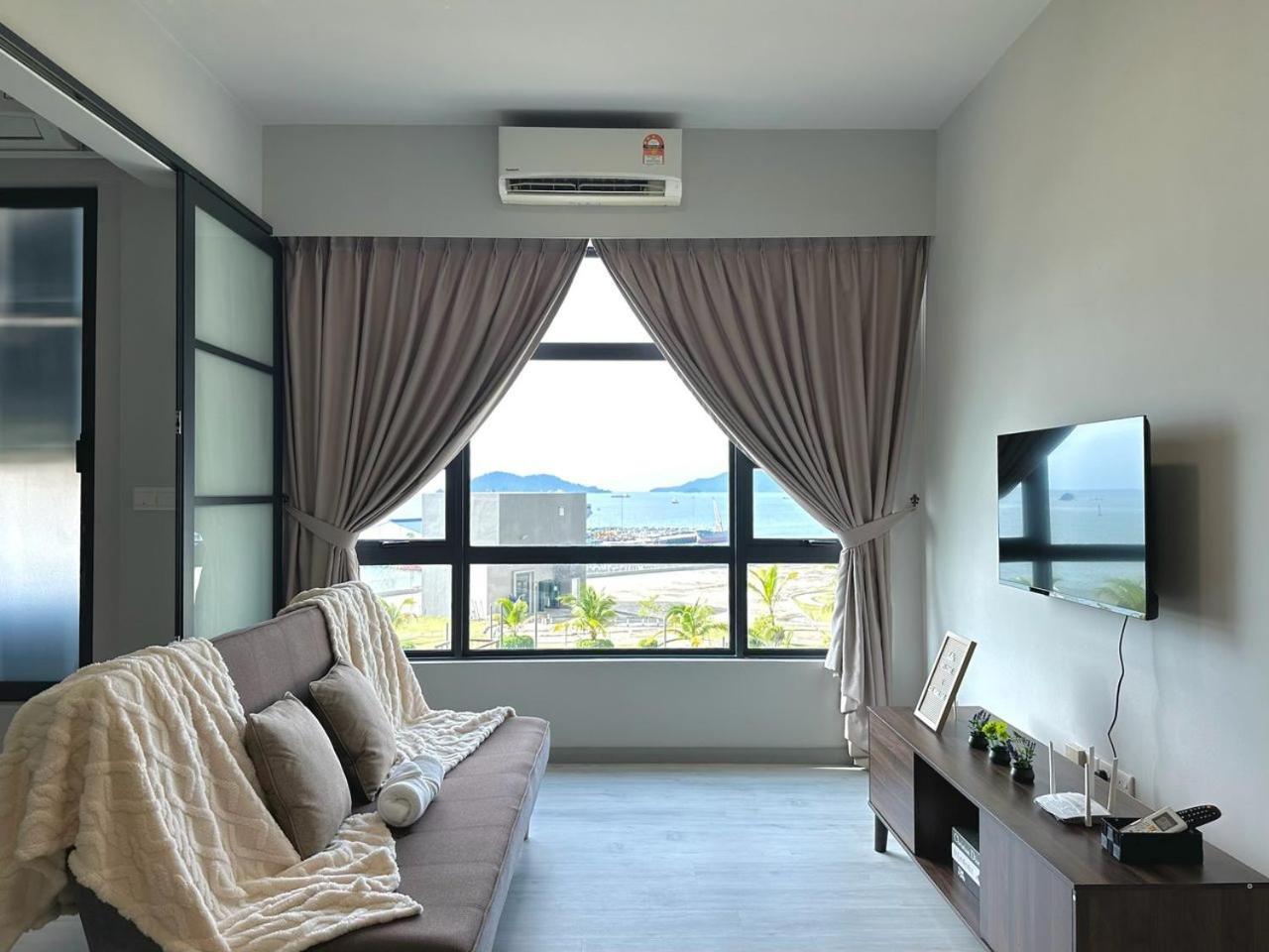 Jesselton Quay Sea & Pool View For 6 Pax Kota Kinabalu Exterior foto